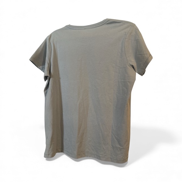 Eddie Bauer Light Gray Adventure T-Shirt NWT - Picture 2 of 2